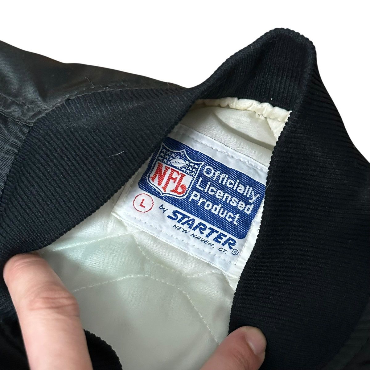 Starter VTG 90s NFL OAKLAND RAIDERS STARTER SATIN BOMBER JACKET LUSA Size US L / EU 52-54 / 3 - 4 Thumbnail