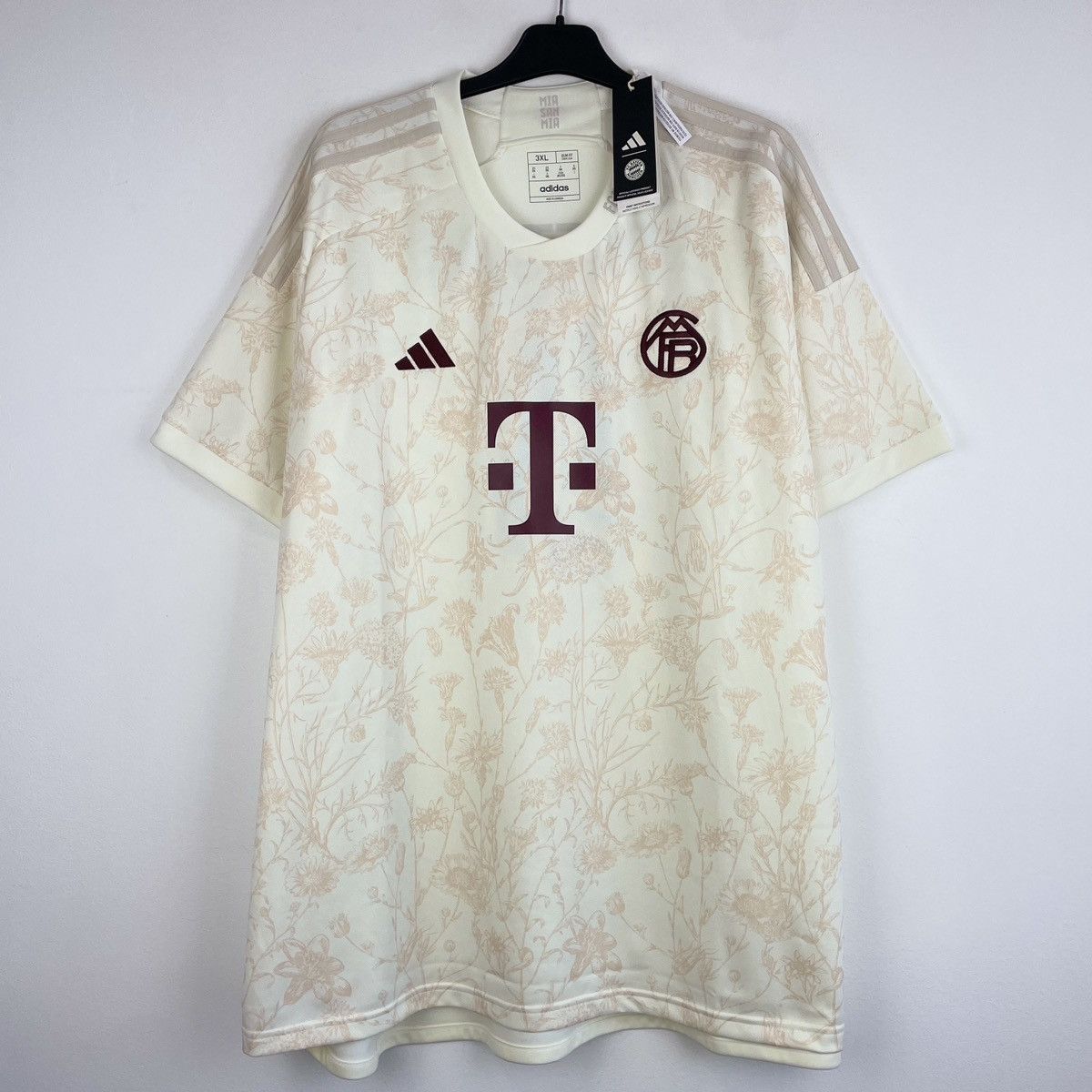 Adidas Bayern Munich Leon Goretzka Third Jersey 2023/2024 size 3XL Size US XXL / EU 58 / 5 - 2 Thumbnail