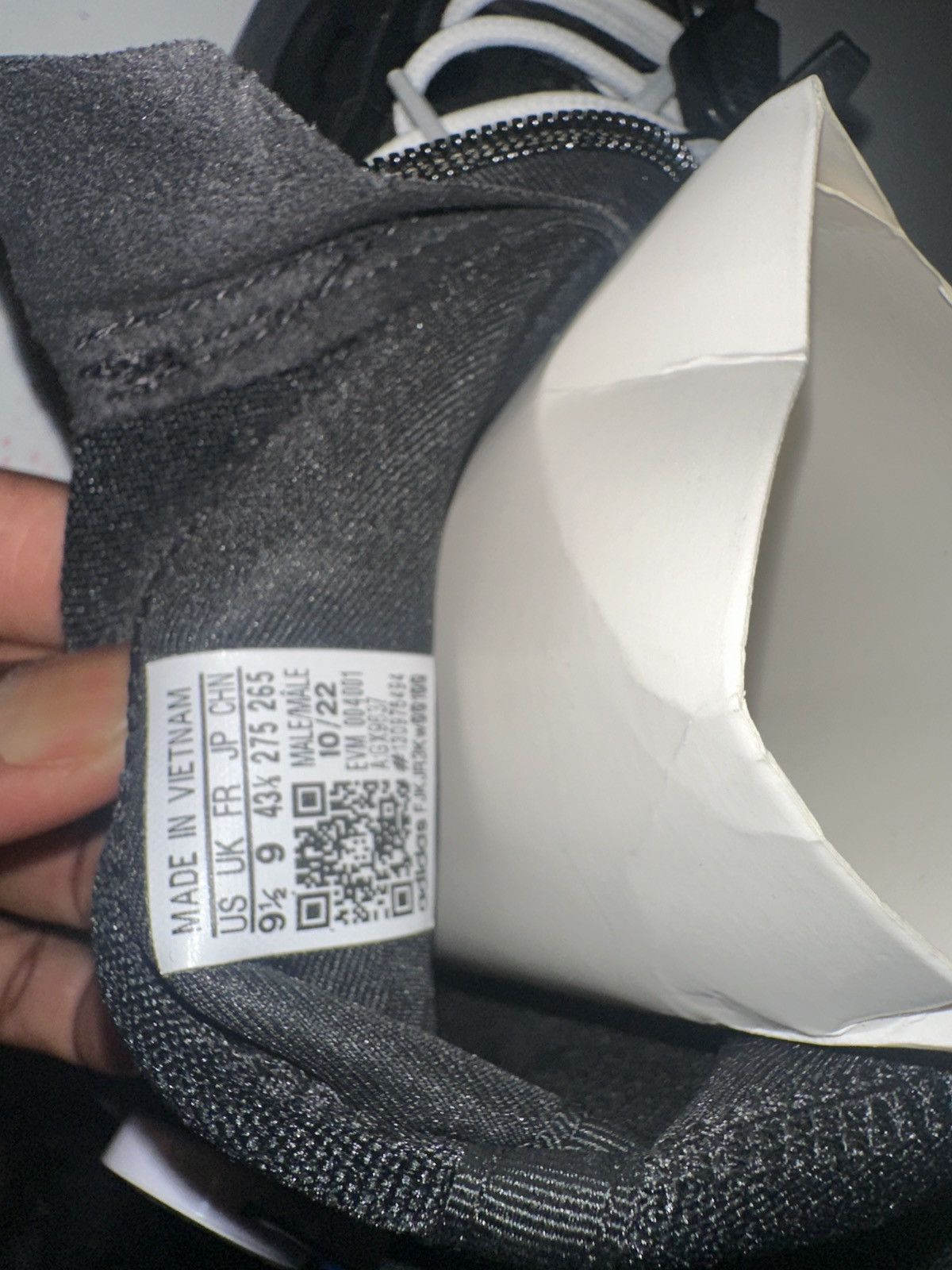 Adidas Adidas Ozmorphis MrBailey Size US 9.5 / EU 42-43 - 22 Thumbnail