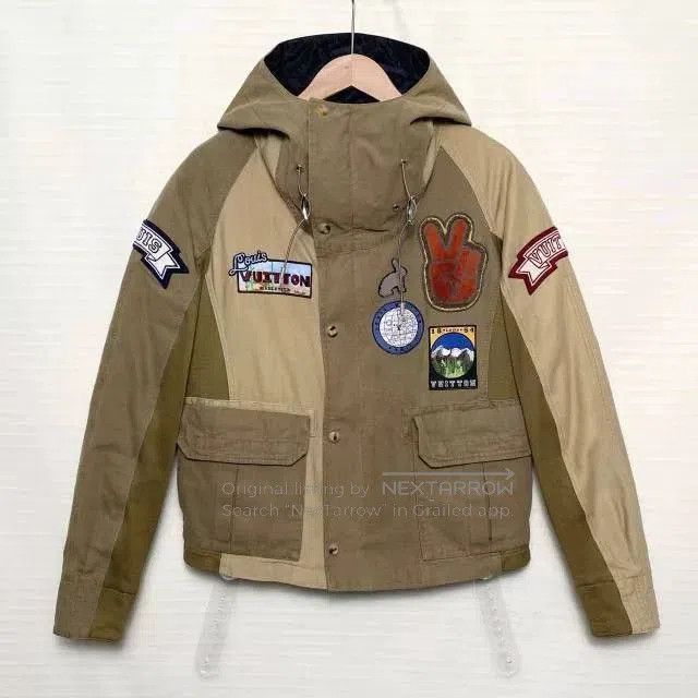 Louis Vuitton LV x DSM Victory Gesture Badge Hooded Jacket. Size US S / EU 44-46 / 1 - 1 Thumbnail