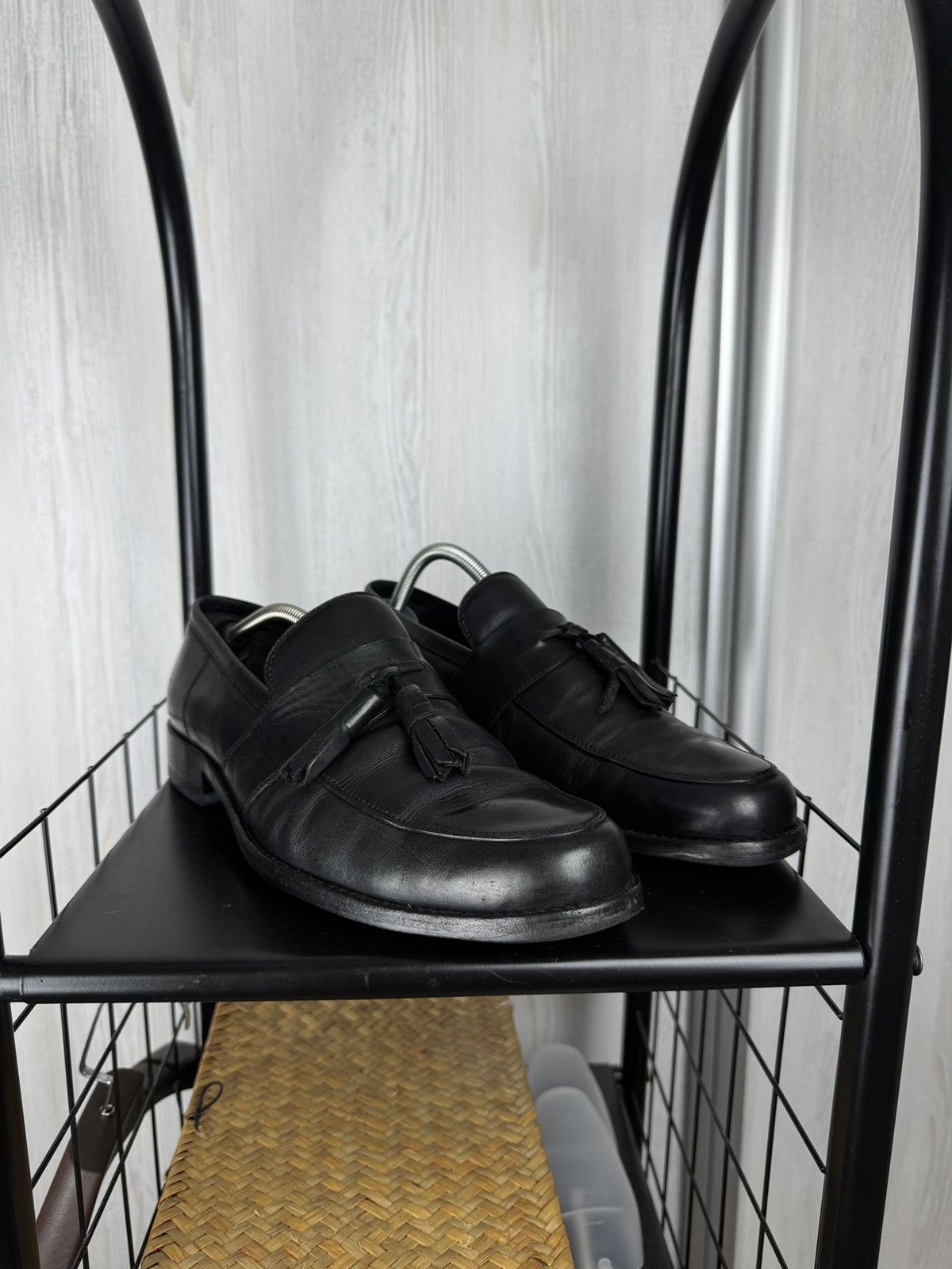 Bally Bally made in Switzerland black TASSEL-DRESS leather loafers Size US 10 / EU 43 - 4 Thumbnail