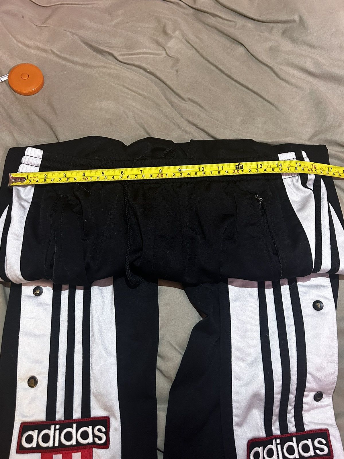 Adidas Adidas Vintage track pant, ADJUSTABLE, vintage Size 30" / US 8 / IT 44 - 9 Thumbnail