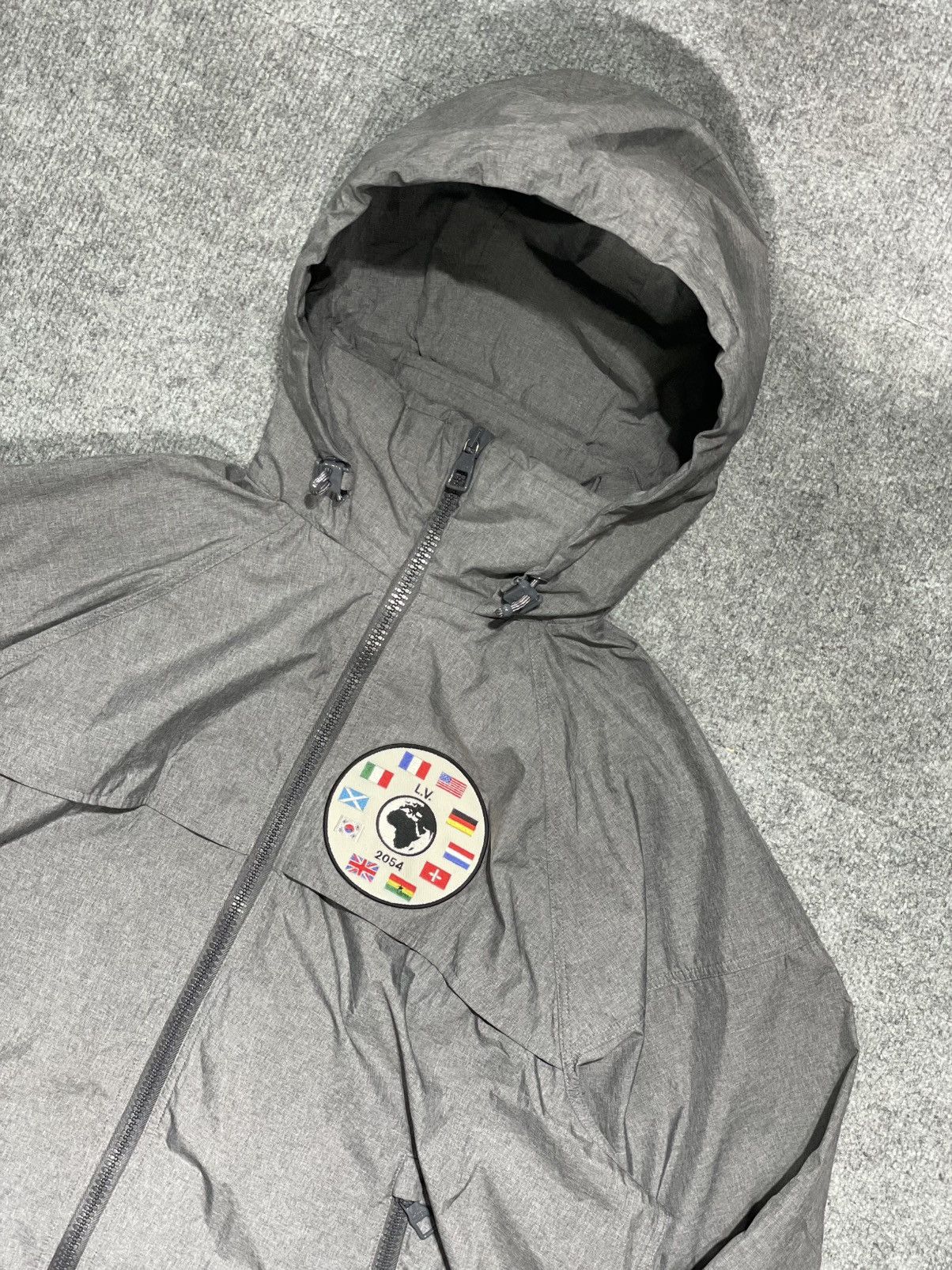 Louis Vuitton FW2019 Louis vuitton X Virgil Abloh - Flag Patch Windbreaker Size US M / EU 48-50 / 2 - 2 Thumbnail