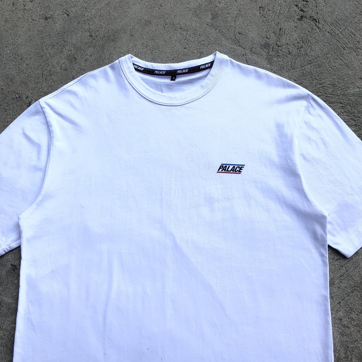 Palace Palace Basically A T-Shirt White Tee Size US L / EU 52-54 / 3 - 2 Thumbnail
