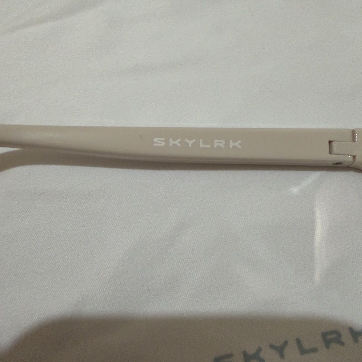 SKYLRK SKYLRK SLIM SUNGLASSES DUSTY PINK 🚫READ DESCRIPTION🚫 Size ONE SIZE - 6 Thumbnail