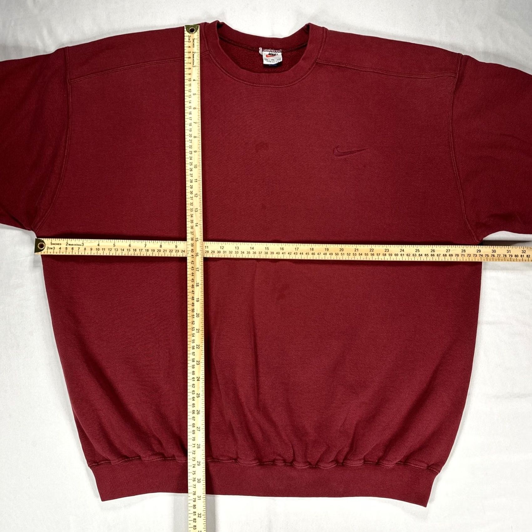 Nike VINTAGE Nike Men’s 2XL Sweatshirt Swoosh Crewneck Burgundy White Tag 90s USA Size US XXL / EU 58 / 5 - 2 Thumbnail