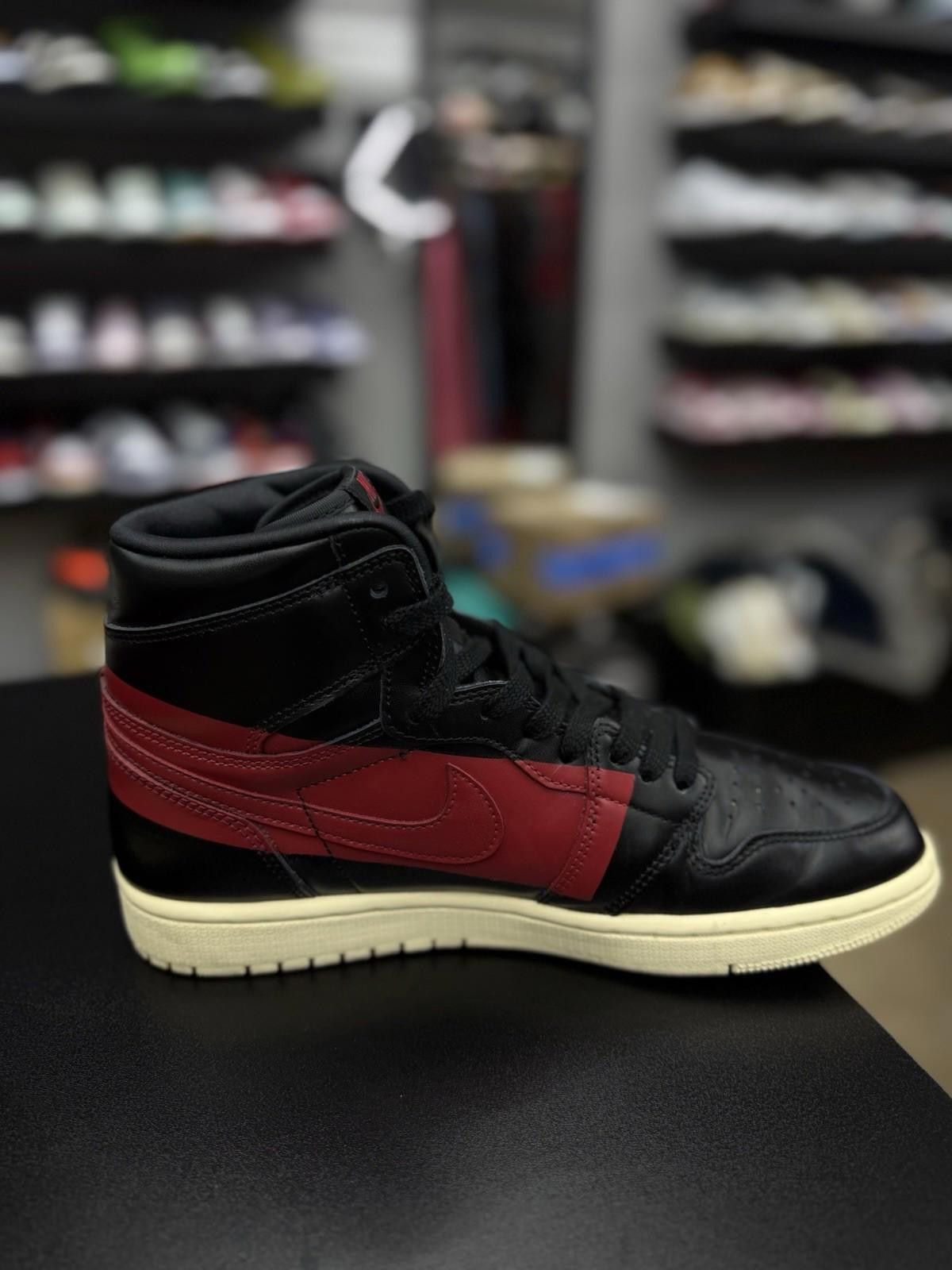 Jordan Brand Air Jordan 1 Retro OG Defiant Couture (10) BQ6682-006 Nike Size US 10 / EU 43 - 5 Thumbnail