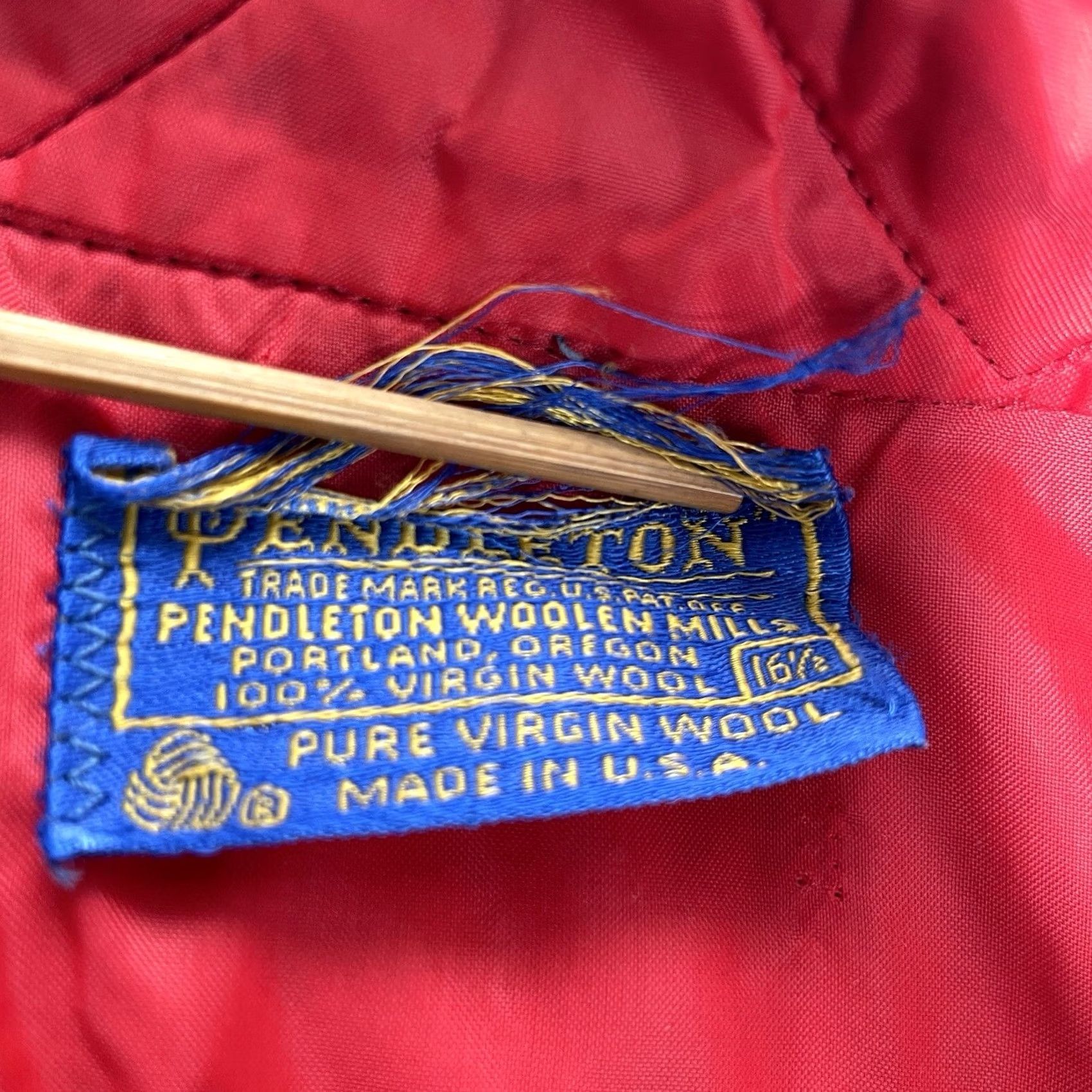 Pendleton VINTAGE Pendleton Shirt Mens Medium 16 1/8 Red Flannel Tartan Plaid Wool Button-Up Button-Down Outdoor Retro USA Mens Size US L / EU 52-54 / 3 - 4 Thumbnail