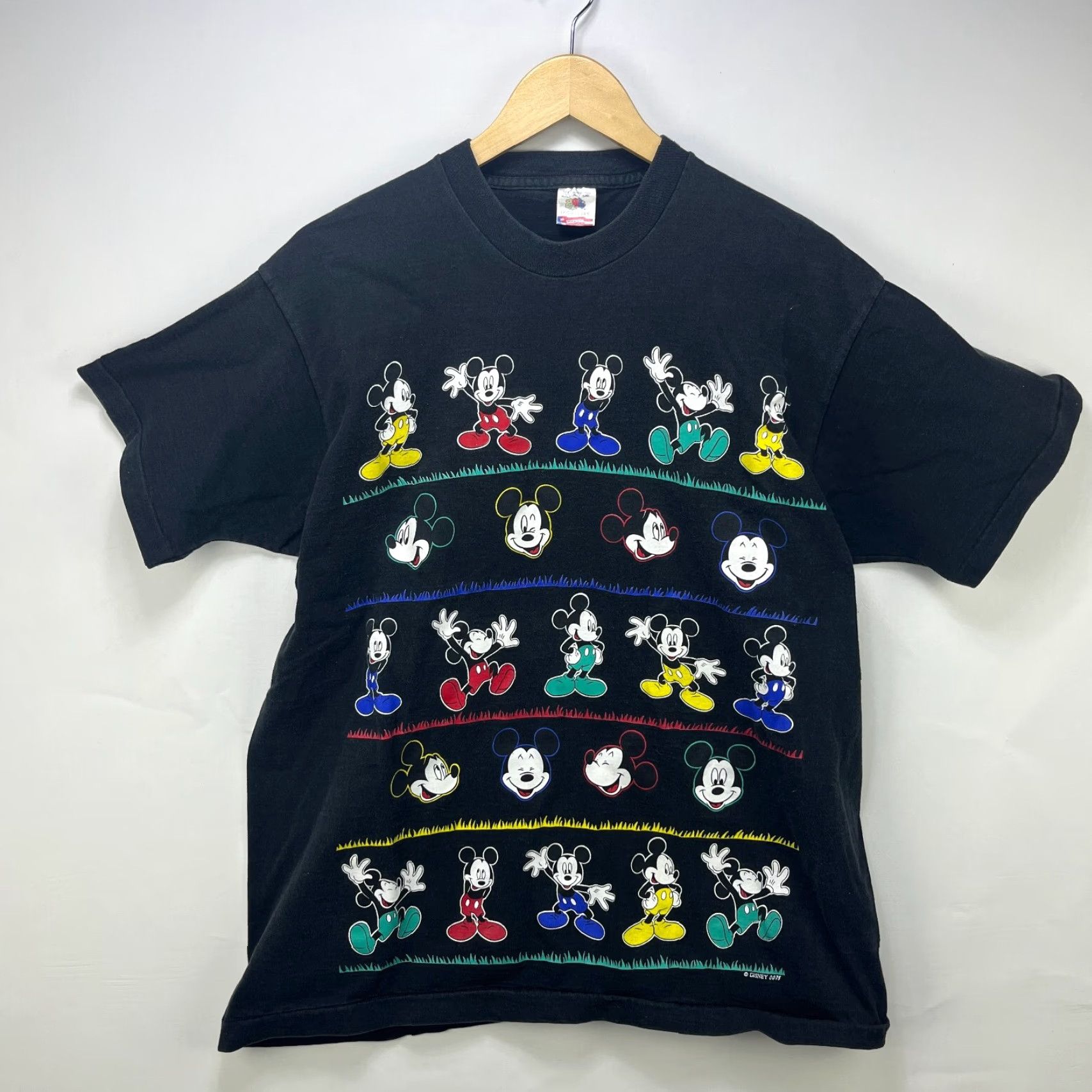 Disney VINTAGE Mickey Mouse Disney T-Shirt XL Black Men 90s Trippy Single Stitch Faded Size US XL / EU 56 / 4 - 2 Thumbnail