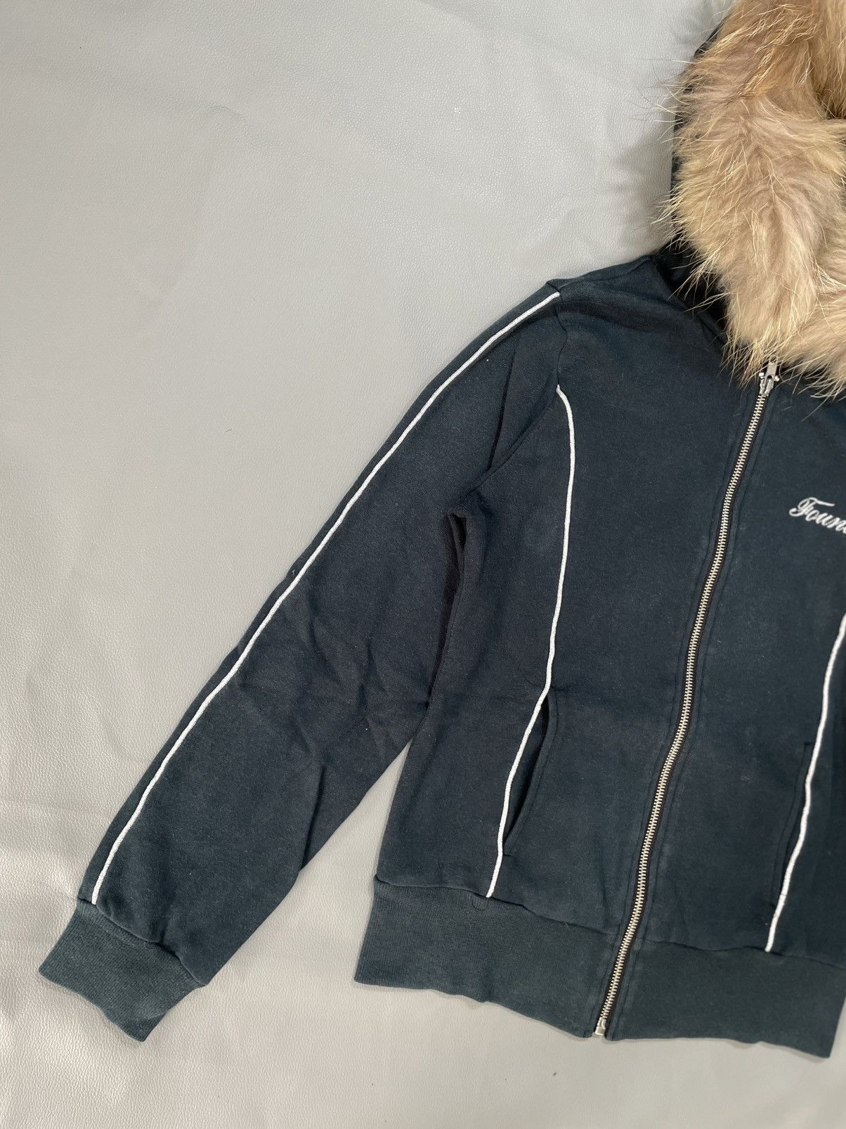 If Six Was Nine Y2k JKG Zip Fur Hoodie Ifsix Lgb gothic style Size M / US 6-8 / IT 42-44 - 2 Thumbnail