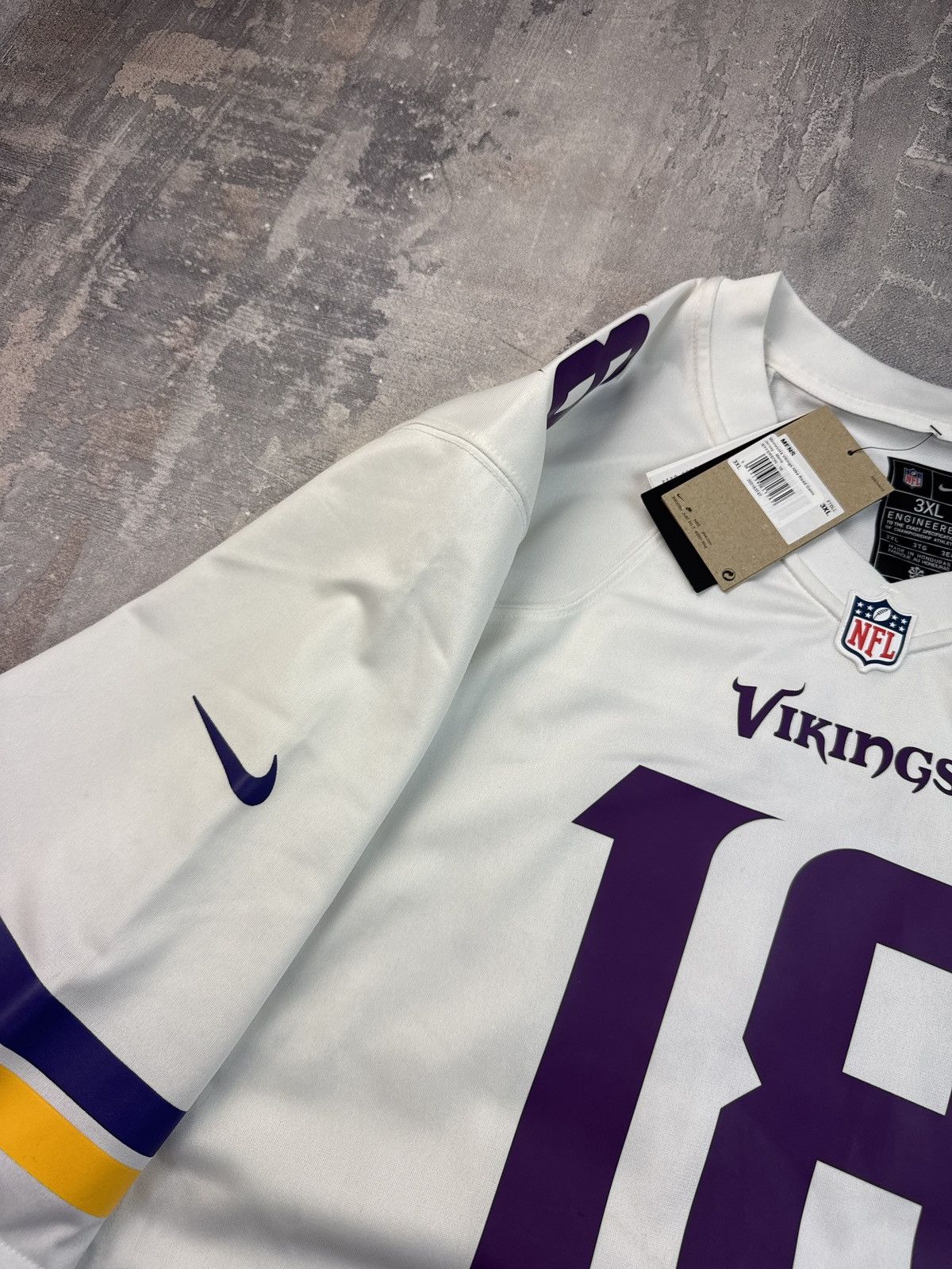 Nike Nike Minnesota Vikings Justin Jefferson #18 NFL Size US XXL / EU 58 / 5 - 4 Thumbnail