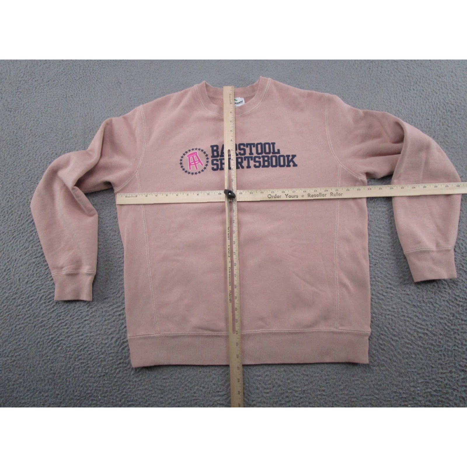 Vintage Barstool Sportsbook Sweatshirt Mens Size L Pink Crew Neck Pullover Heavy Cotton Blend Fleece Logo Vintage: No Size US L / EU 52-54 / 3 - 6 Thumbnail