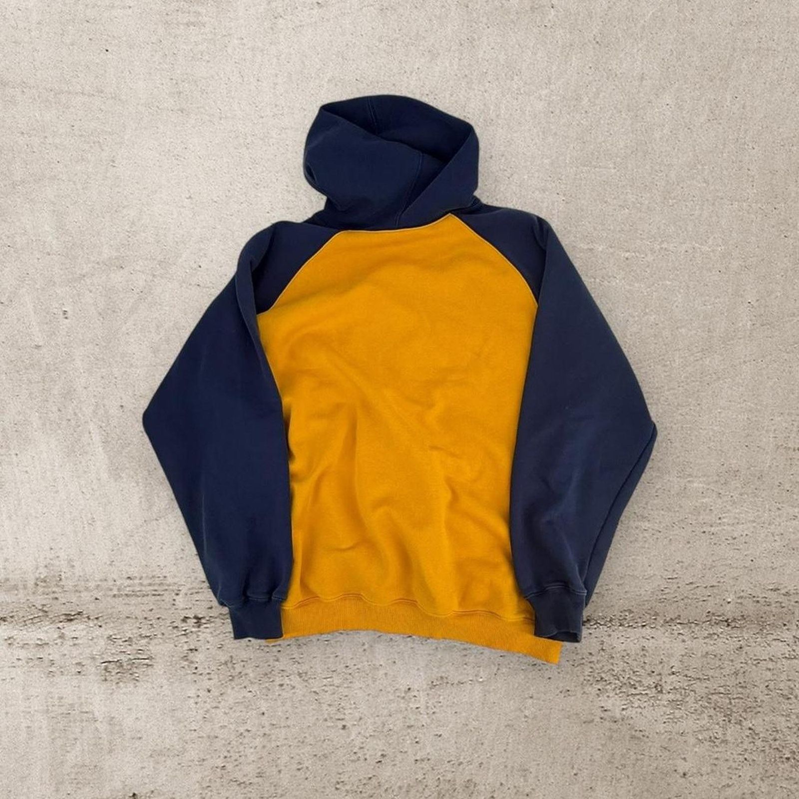 Adidas Baggy y2k adidas bloke two tone hoodie Size US XL / EU 56 / 4 - 3 Thumbnail