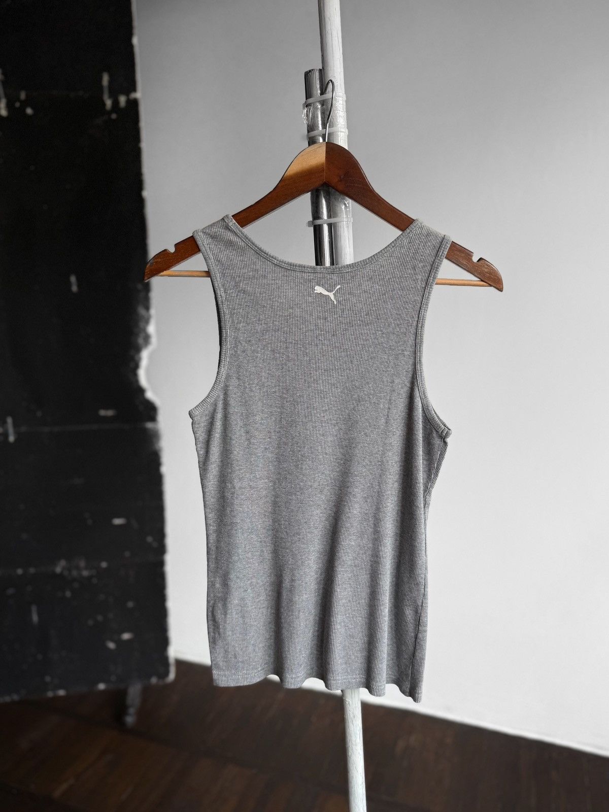Puma Puma Womens Grey Ribbed Big Logo Tank Top Size L / US 10 / IT 46 - 2 Thumbnail