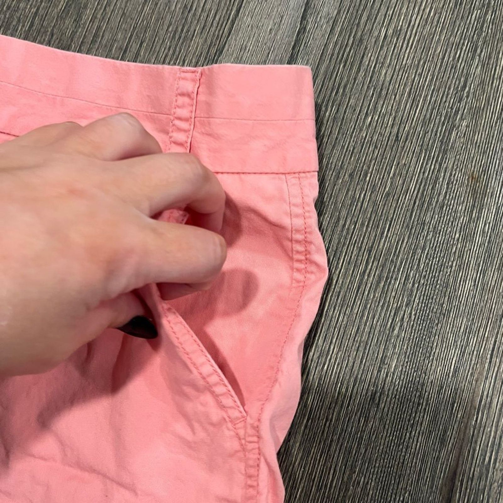 Vintage J. Crew Chino Broken-In Shorts Flat Front Cotton Pink Size 2 Size 26" / US 2 / IT 38 - 3 Thumbnail
