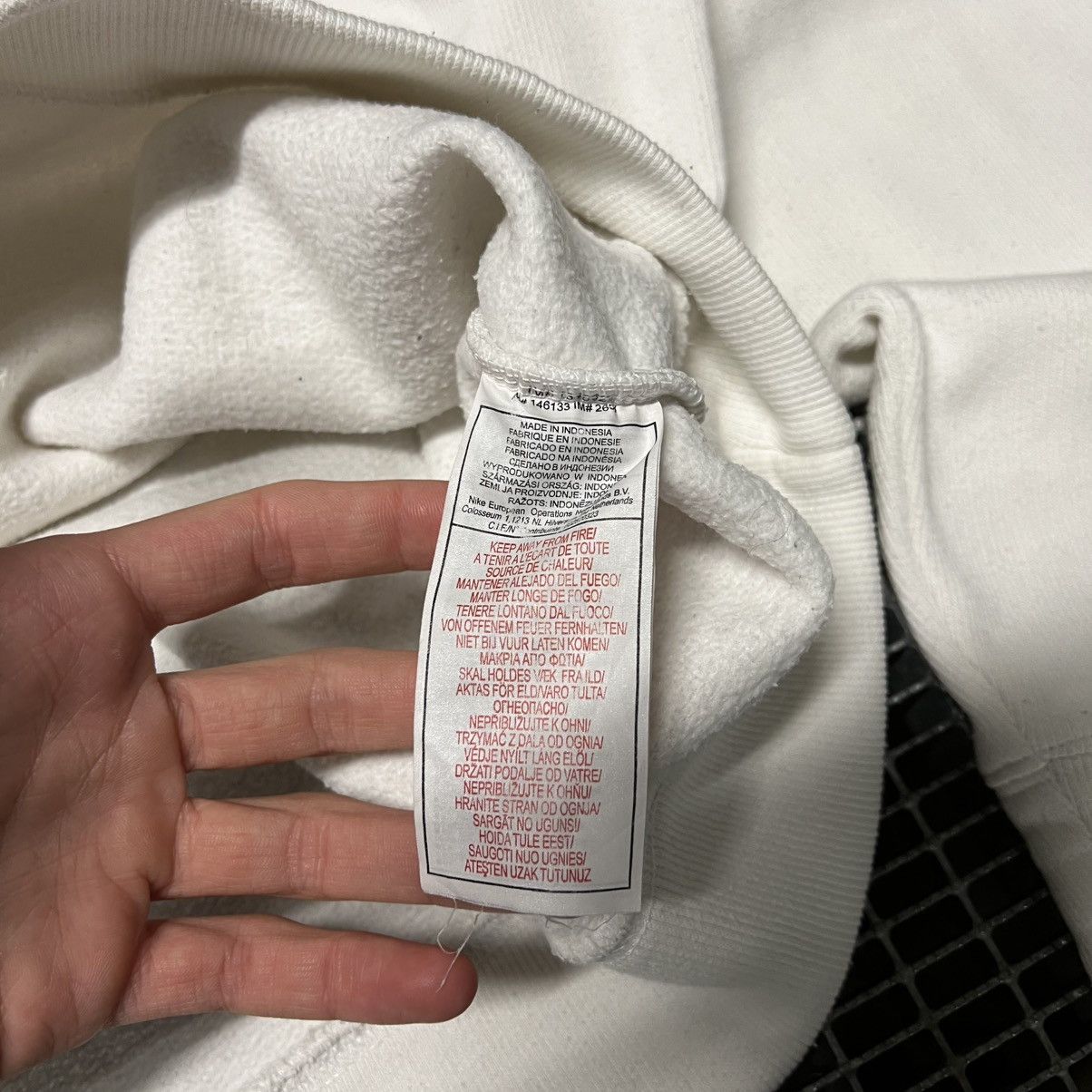Nike Vintage 1/4 Zip Hoodie Nike Streatwear Hype Size US L / EU 52-54 / 3 - 8 Thumbnail