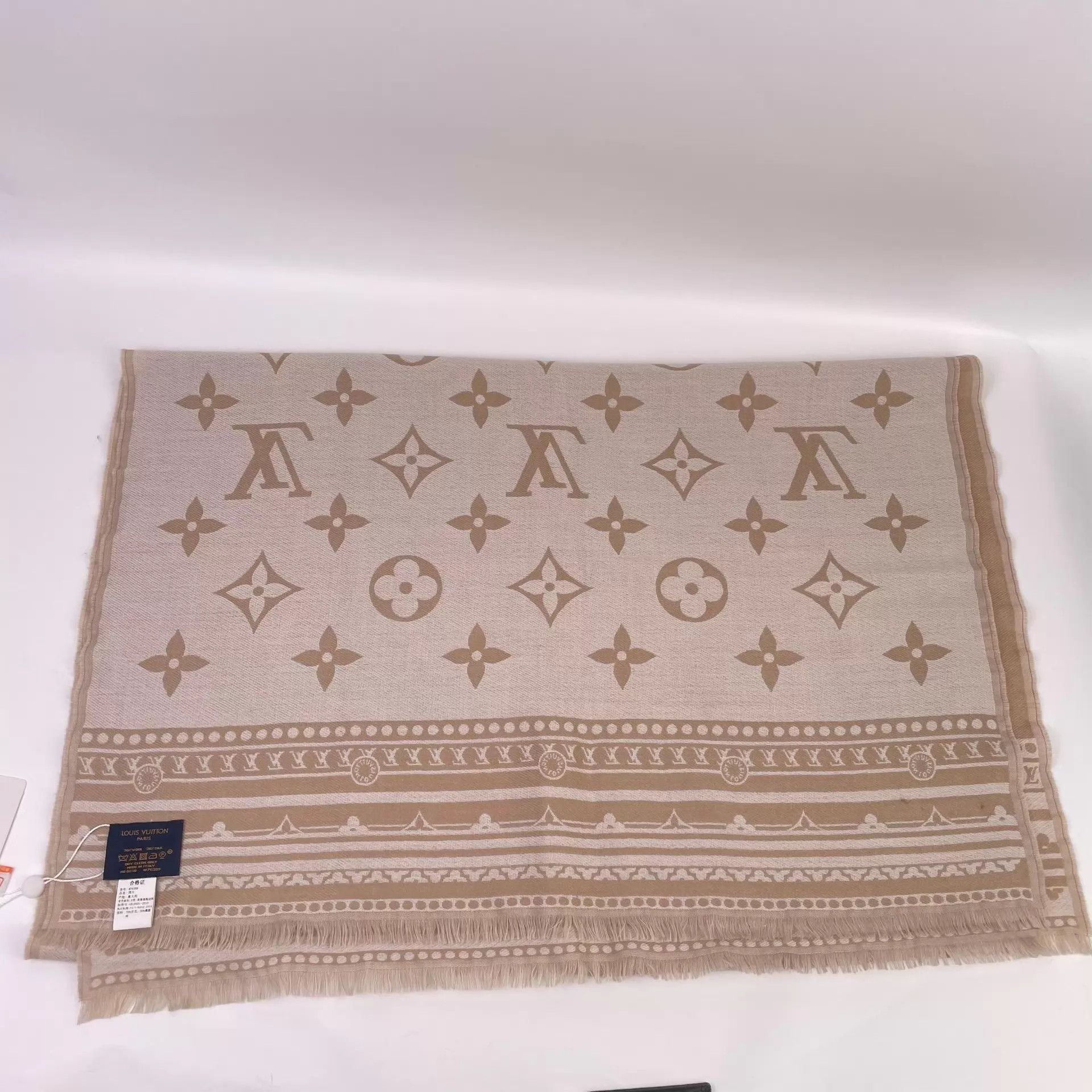 Louis Vuitton LV Wool Scarf Latte Color Size ONE SIZE - 1 Thumbnail