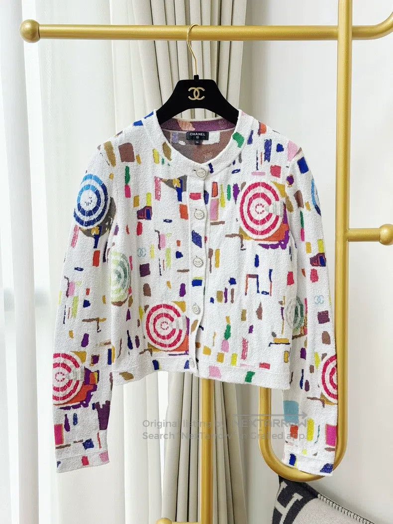 Chanel Chanel 19s beach series white background colour pattern lo Size XS / US 0-2 / IT 36-38 - 1 Thumbnail