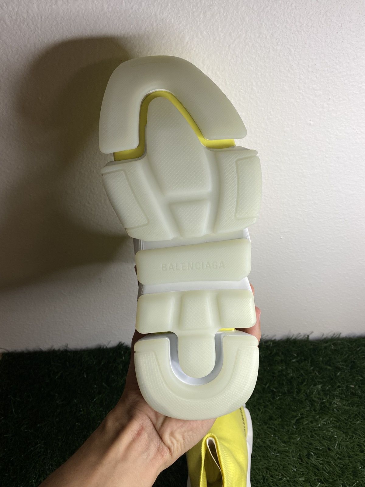 Balenciaga W Balenciaga Speed 2.0 ‘ Yellow ‘| Size 36 EU | NEW Size US 6 / IT 36 - 7 Thumbnail