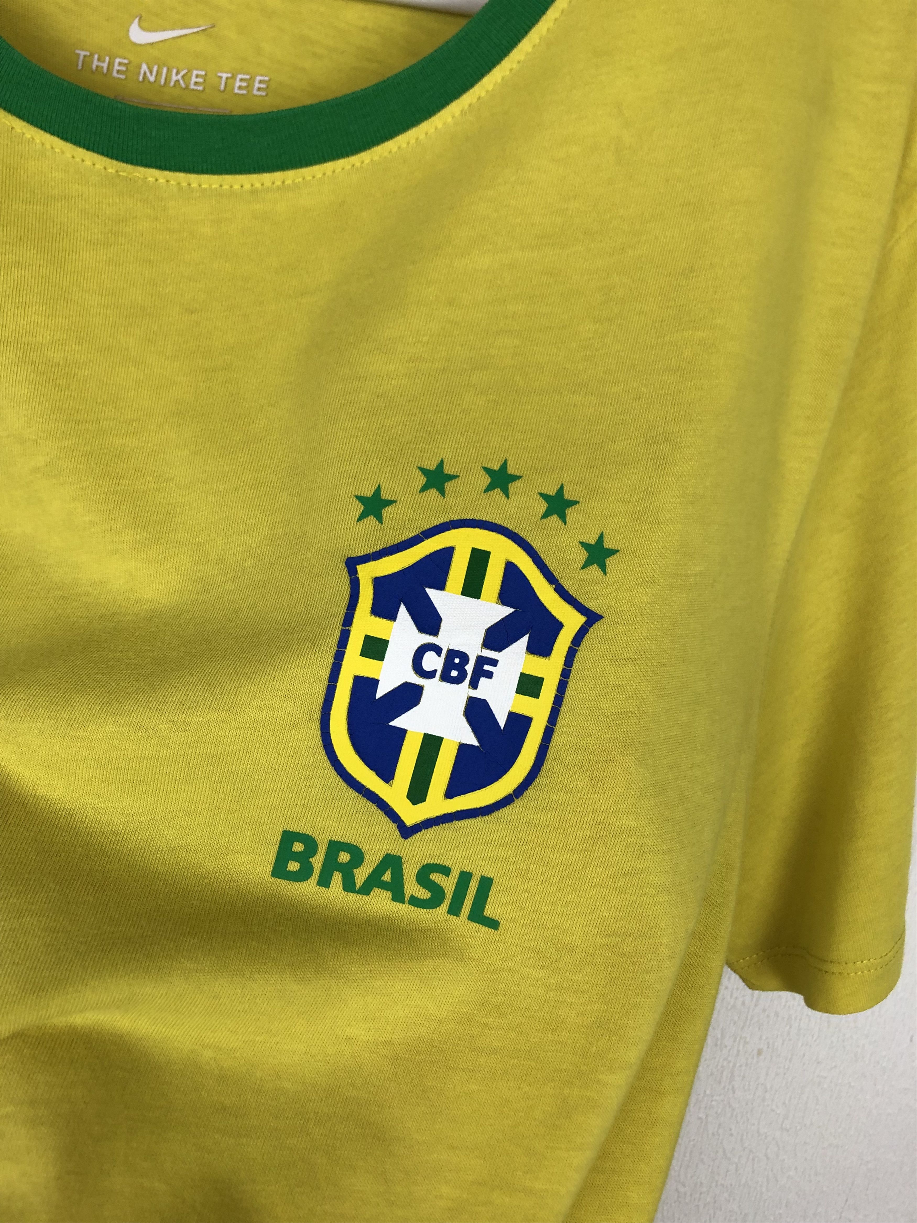 Nike Nike Brazil Football Shirt Soccer Yellow Jersey Mens Tee Size US M / EU 48-50 / 2 - 3 Thumbnail