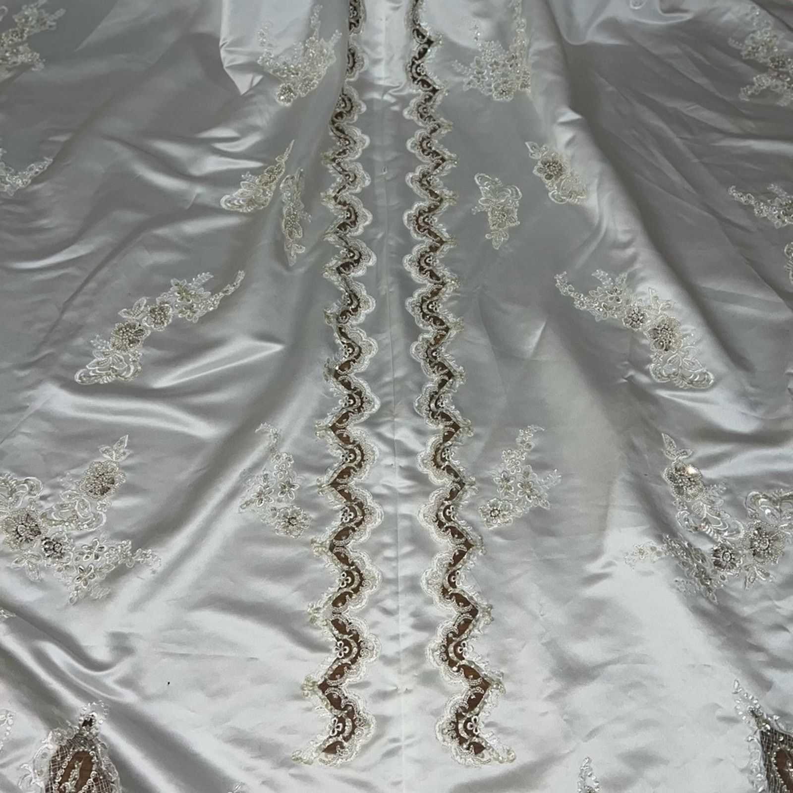 Vintage Gorgeous Vintage 90s White Satin Wedding Gown! Size XL / US 12-14 / IT 48-50 - 9 Thumbnail