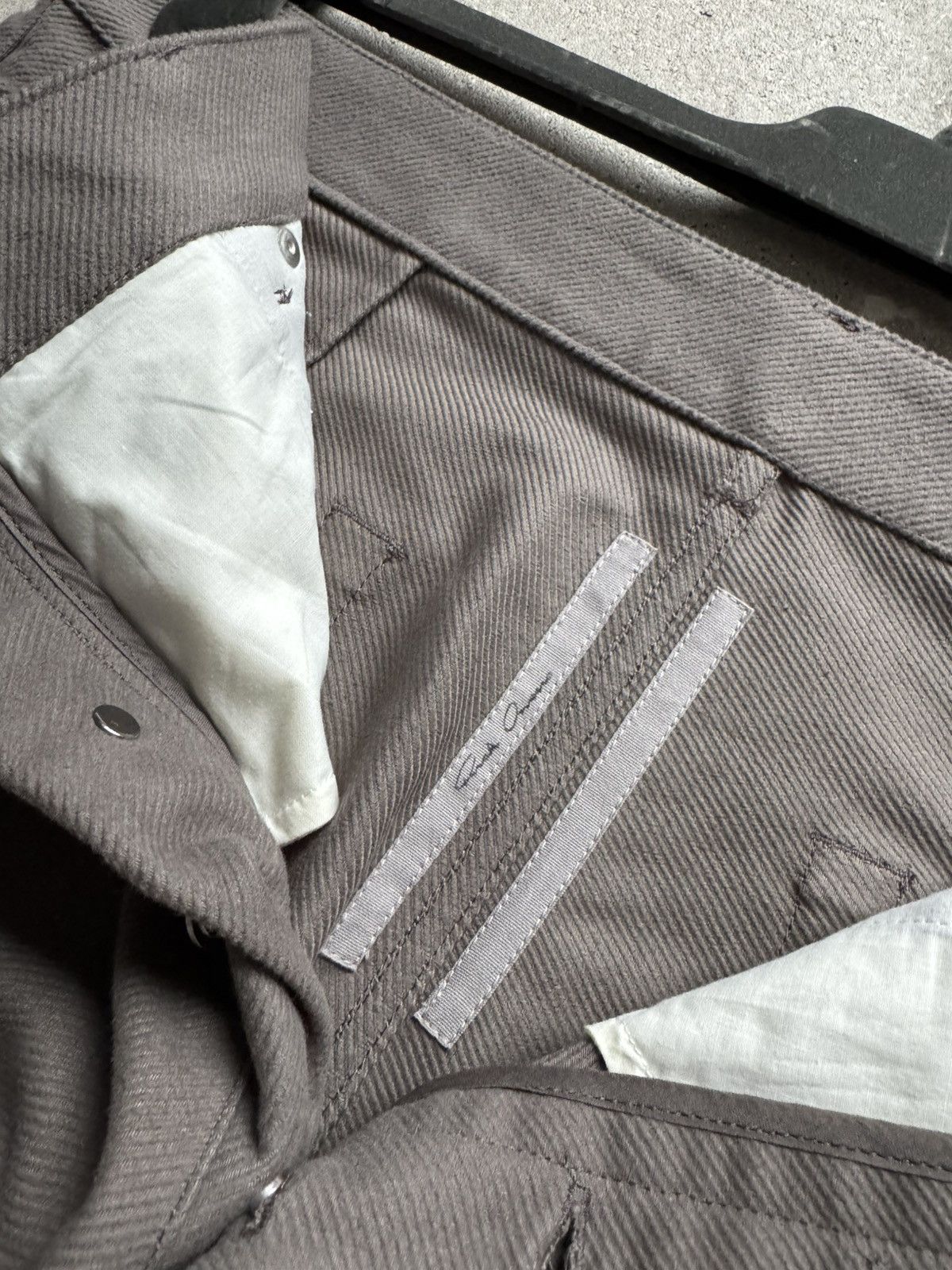 Rick Owens FW25 RICK OWENS DOUBLE CARGO PANTS Size US 32 / EU 48 - 12 Thumbnail