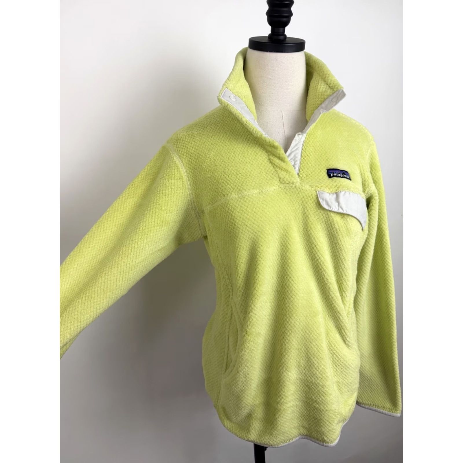 Patagonia Patagonia Fleece Pullover Womens Medium Shirt Womens Medium Yellow Pullover Pockets Autumn Outdoor 90s? Size M / US 6-8 / IT 42-44 - 4 Thumbnail