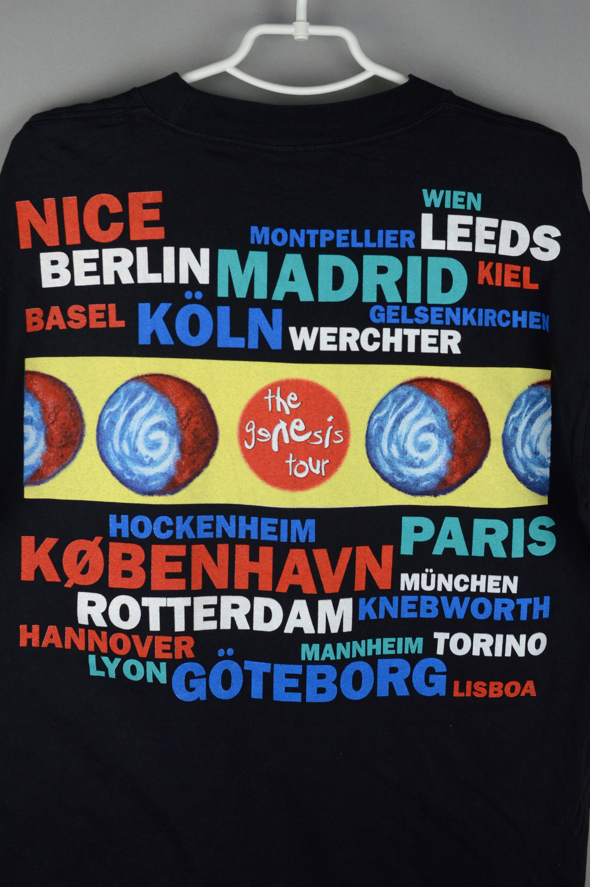 Band Tees × Vintage Vintage The Genesis tour 90s t shirt Size US L / EU 52-54 / 3 - 6 Thumbnail