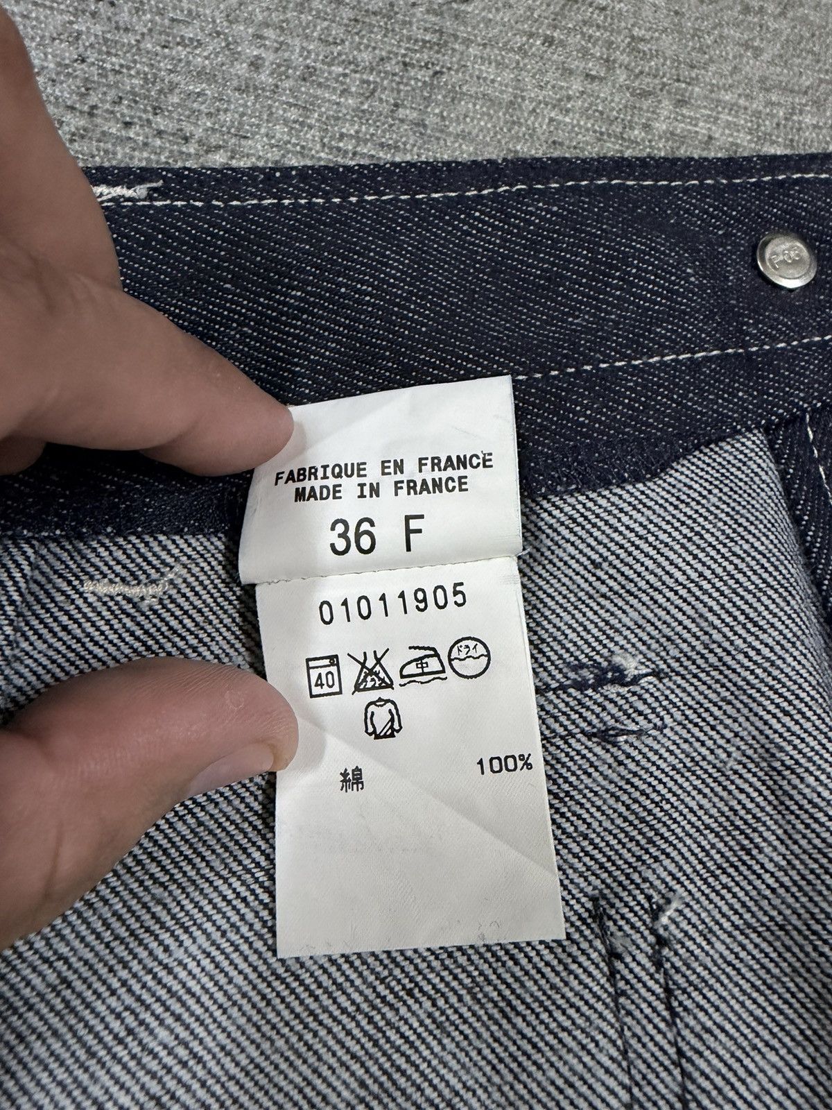 agnes b. Vtg🔥agnes.b Raw Indigo denim Mini Skirt Made In France Size 25" / US 0 / IT 36 - 24 Thumbnail