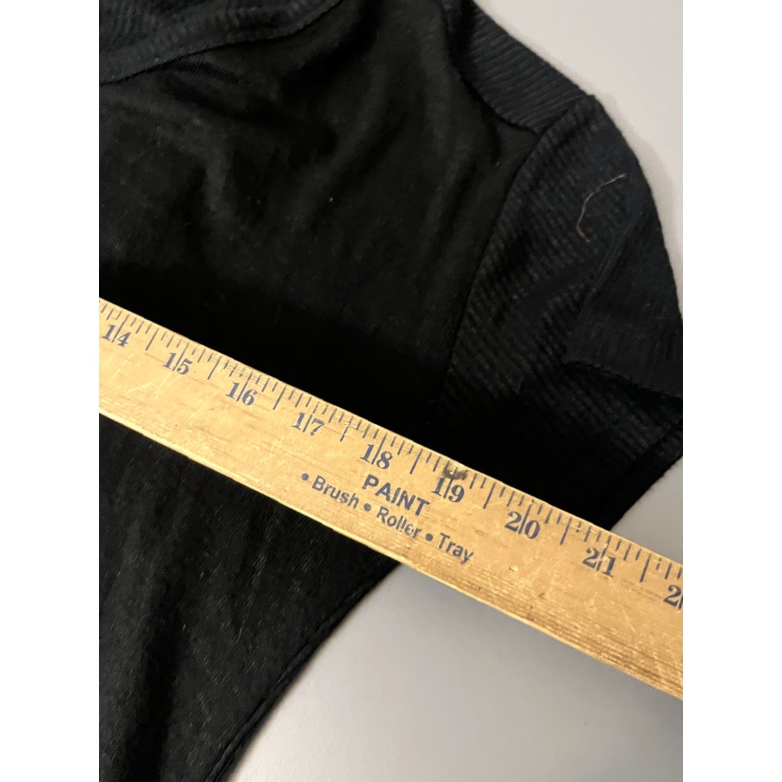 Gap VINTAGE Gap T Shirt Womens Small Black Solid V Neck Cotton Solid Size S / US 4 / IT 40 - 6 Thumbnail