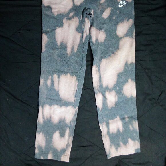 Nike Nike Logo Tie Dye Reverse Sweatpants Joggers Trainers Size US 30 / EU 46 - 3 Thumbnail