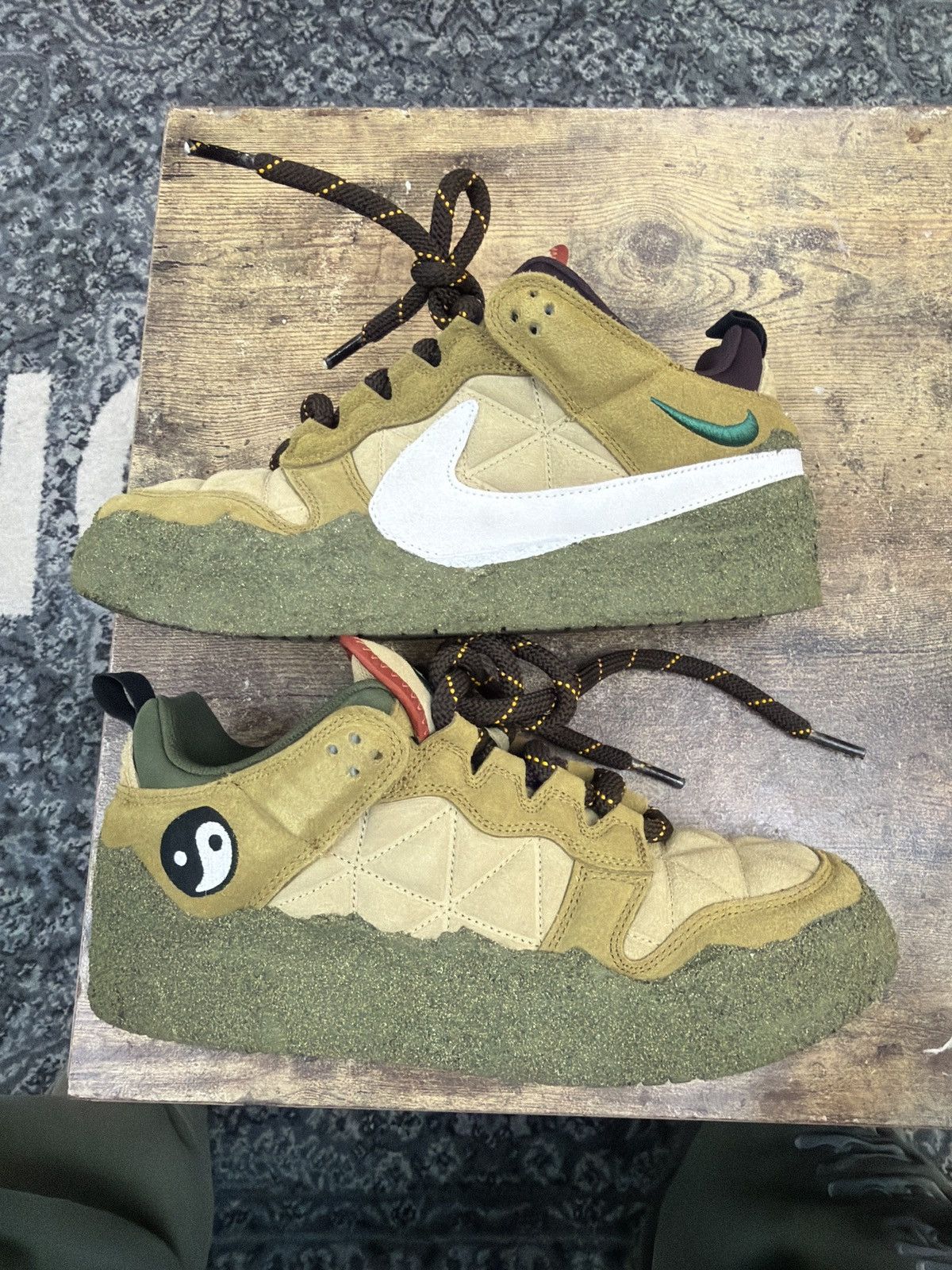 Cactus Plant Flea Market × Nike Nike x cactus plant flea market flea I mossy green Size US 12 / EU 45 - 2 Thumbnail