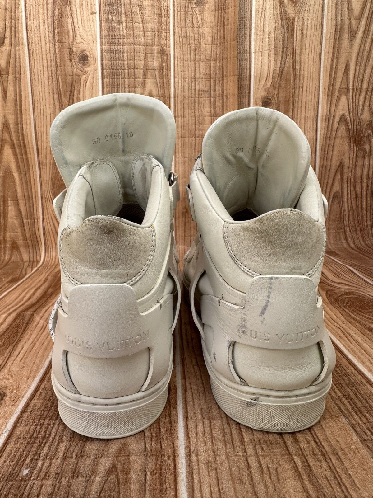 Louis Vuitton Louis Vuitton White Leather 4 Straps Boxing Sneaks Size US 11 / EU 44 - 14 Thumbnail