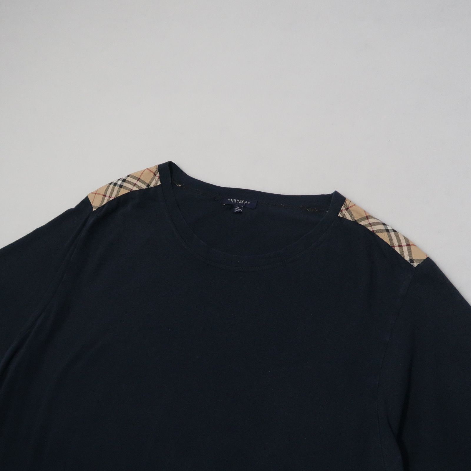 Burberry Vintage 90s Burberry Nova Check Shoulder Distressed Tee Size US L / EU 52-54 / 3 - 3 Thumbnail