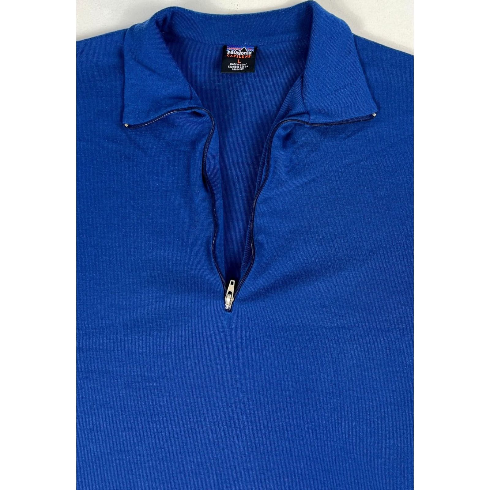 Patagonia VINTAGE Patagonia Capilene Men's 1/4 Zip Long Sleeve Pullover Base Layer Size L Blue Pullover Breathable Lightweight Stretch 1/4 Zip Made in USA Mens Size US L / EU 52-54 / 3 - 4 Thumbnail