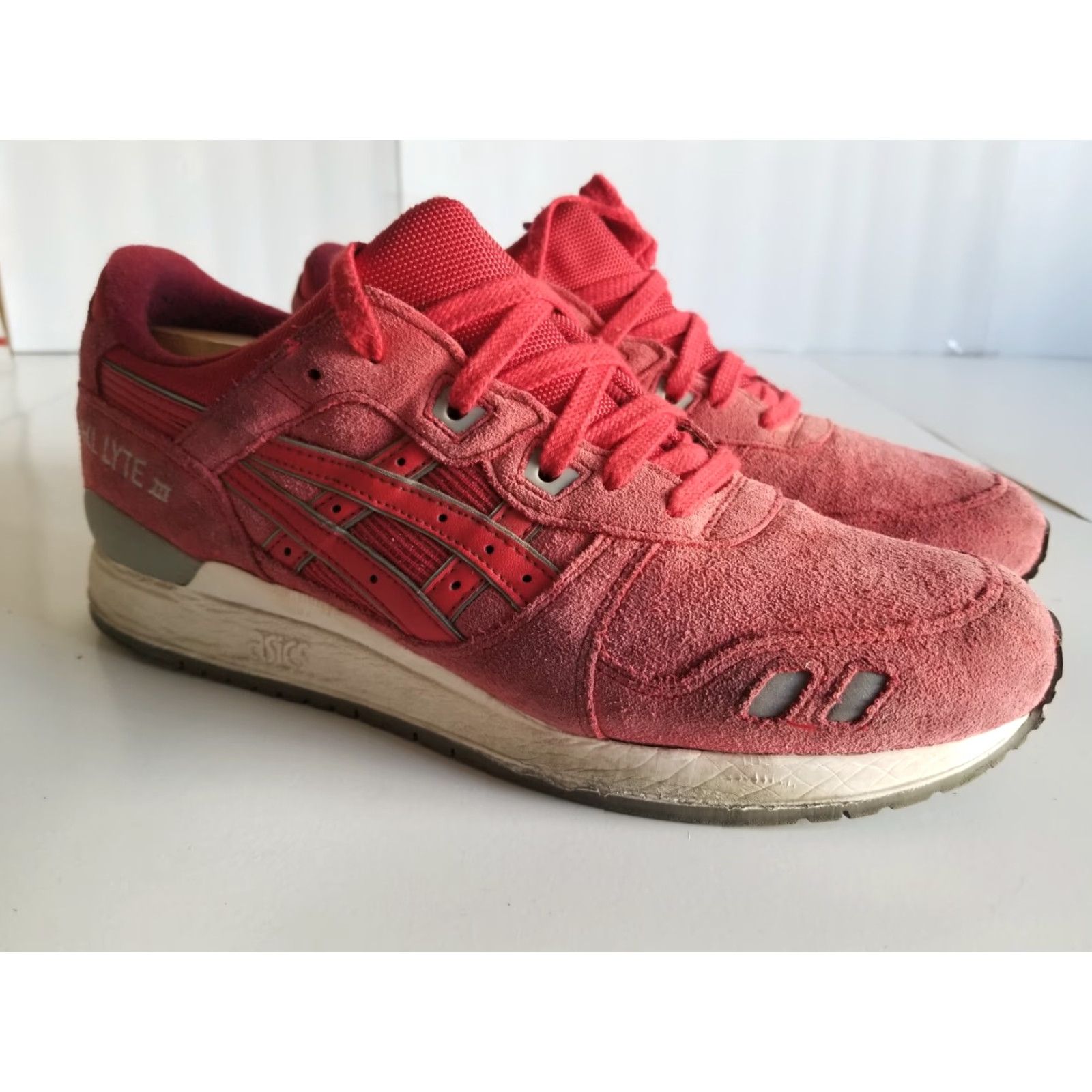 Asics ASICS GEL-Lyte III Running Mens Sneakers Size 10 Suede Red Puddleproof H5U3L 2010s Pale/Red?? Size US 10 / EU 43 - 2 Thumbnail