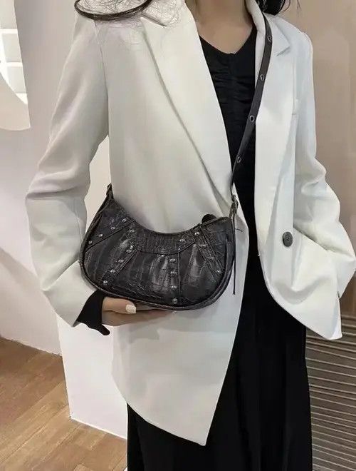 Japanese Brand Crocodile Embossed Studded Hobo Purse Size ONE SIZE - 5 Thumbnail
