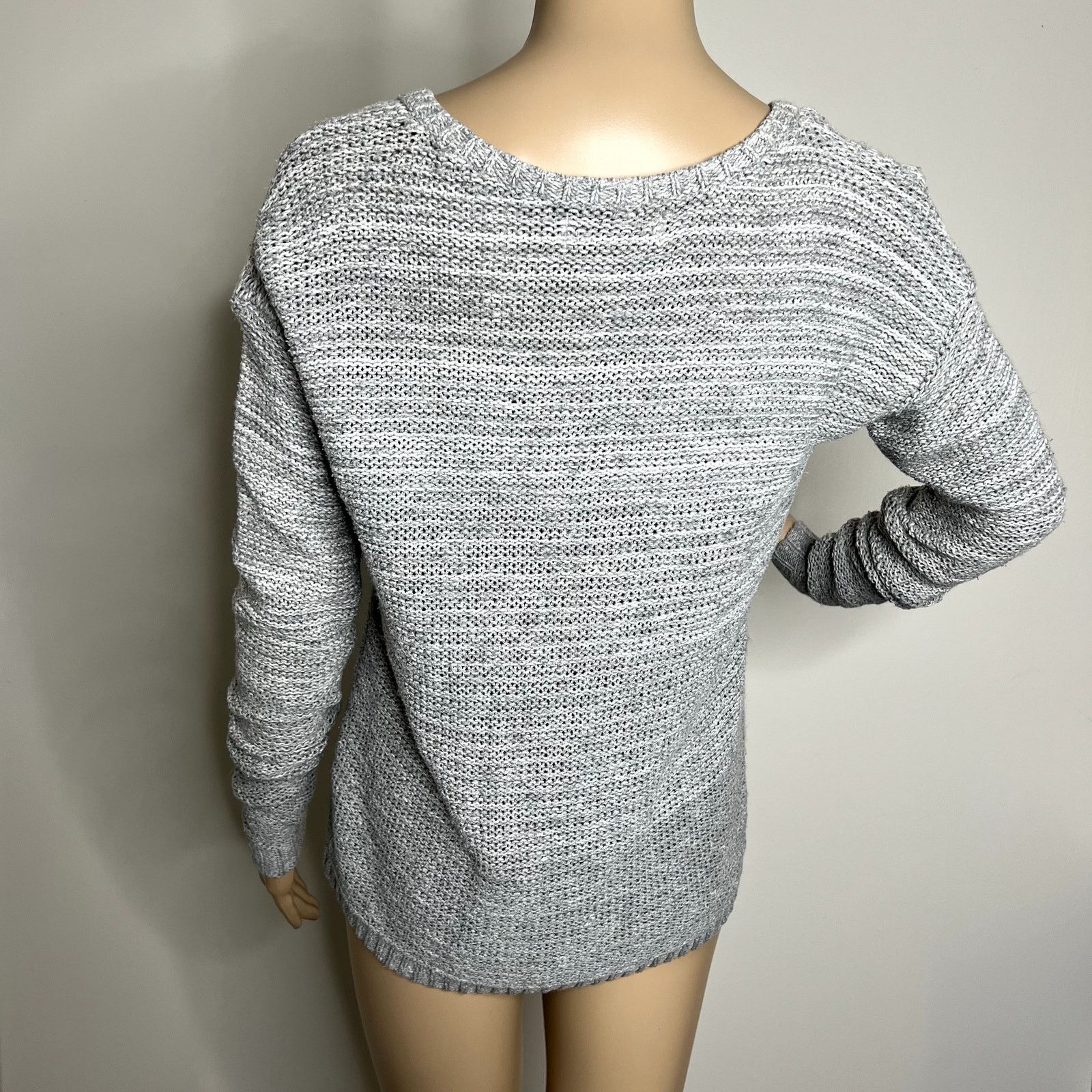 Other Gilly Hicks Gray Knit V Neck Sweater Size S / US 4 / IT 40 - 3 Thumbnail