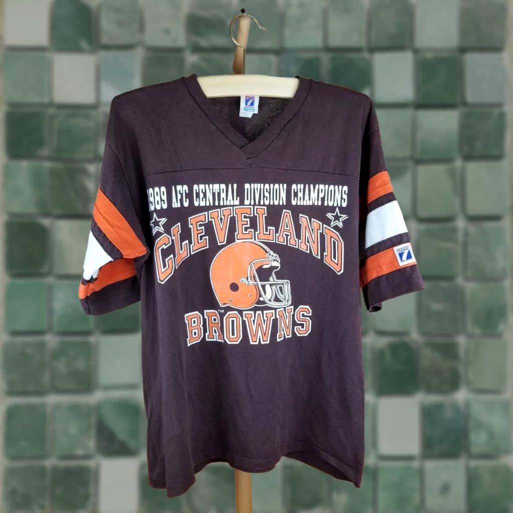 Logo 7 VINTAGE 89' BROWNS CLEVELAND AFC CENTRAL CHAMPIONS LOGO 7 NFL T-SHIRT SZ MEDIUM MEN'S BROWN Size US M / EU 48-50 / 2 - 1 Thumbnail