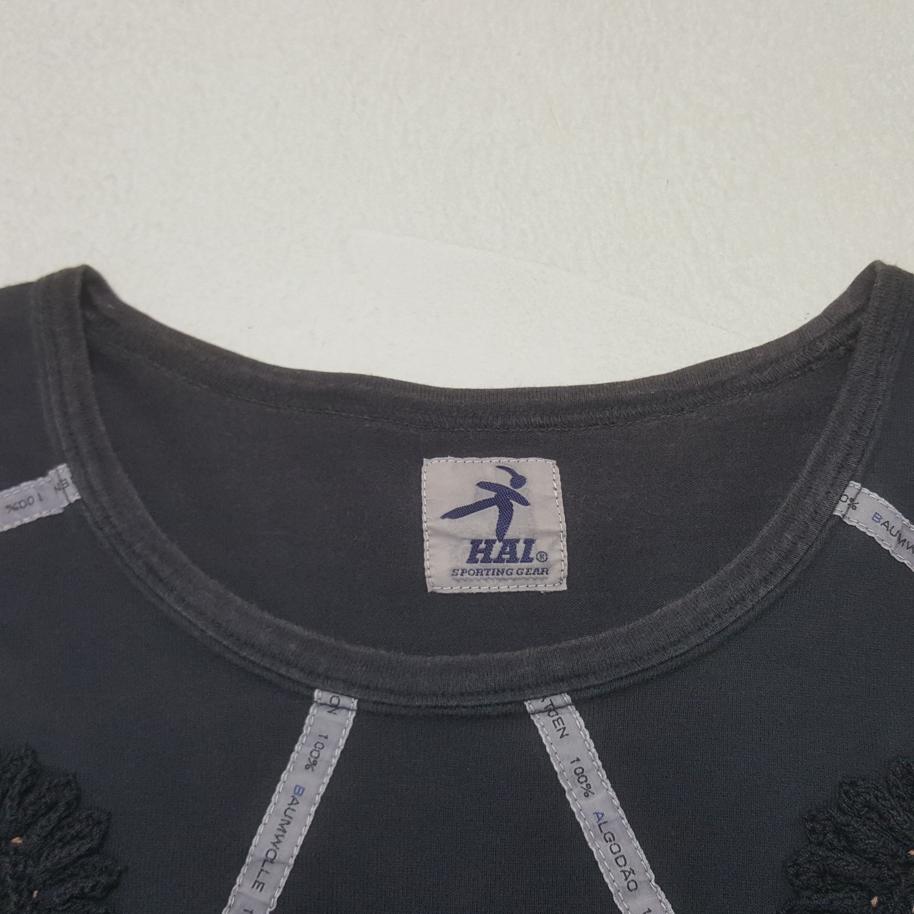 Hai Sporting Gear × Issey Miyake × Japanese Brand Vintage Hai Sporting Gear By Issey Miyake Japanese Tshirt Size US M / EU 48-50 / 2 - 4 Thumbnail