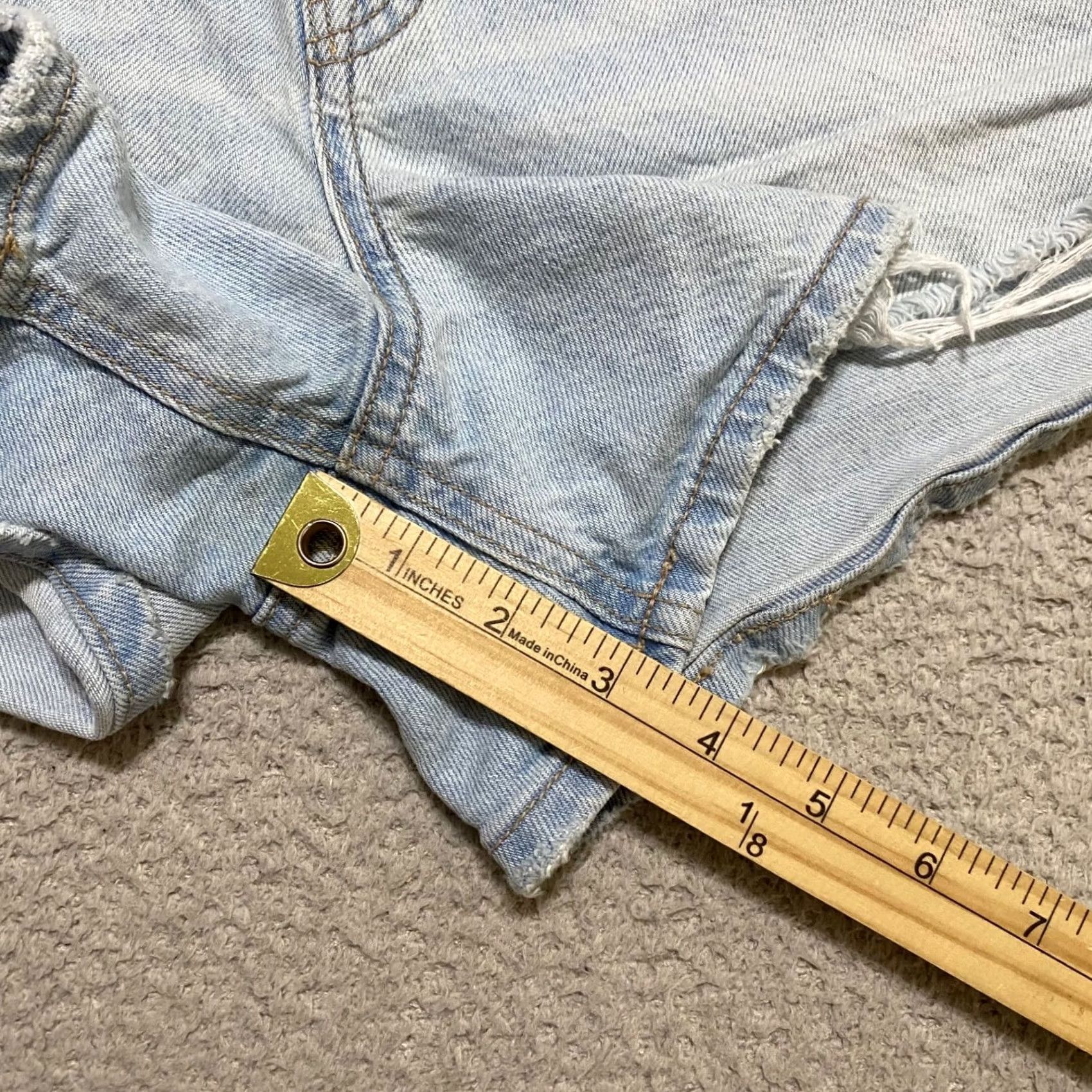 American Eagle Outfitters American Eagle Outfitters Womens Jeans Shorts Blue Denim Distressed Cut-Off 3" Inseam 8 Regular XS? Size 30" / US 8 / IT 44 - 5 Thumbnail