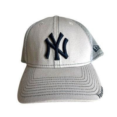 Other New York Yankees Hat/ Cap 39nth Birthday size Medium- Large Size ONE SIZE - 2 Thumbnail