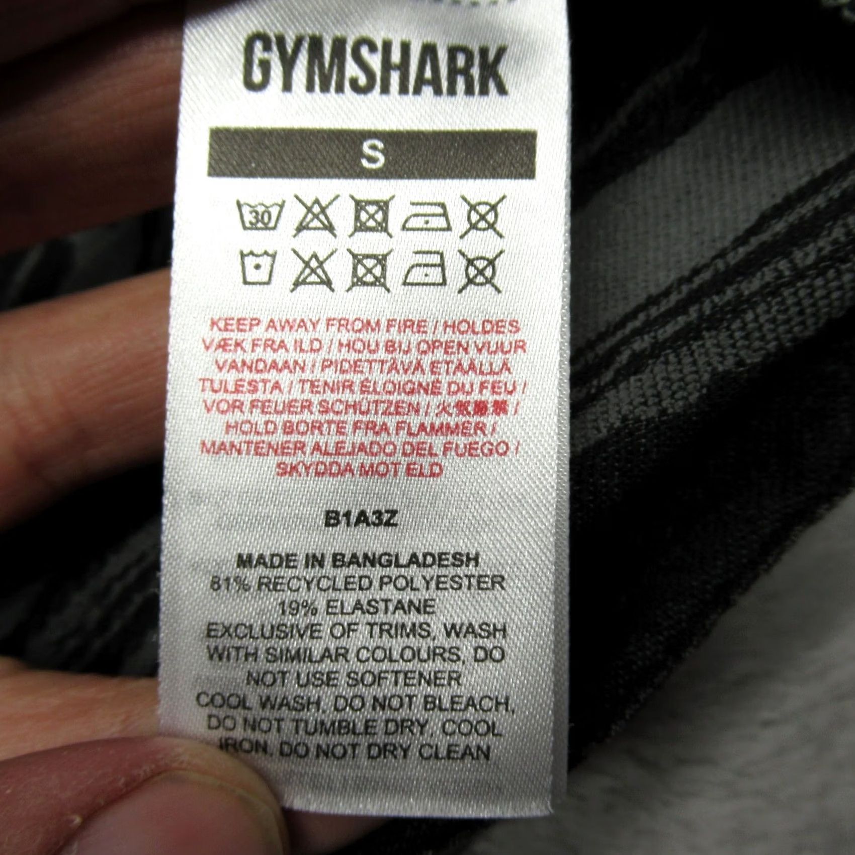 Gymshark Gymshark Cropped Hoodie Womens Small Gray Cinched Hem Pullover Sweatshirt Size S / US 4 / IT 40 - 5 Thumbnail