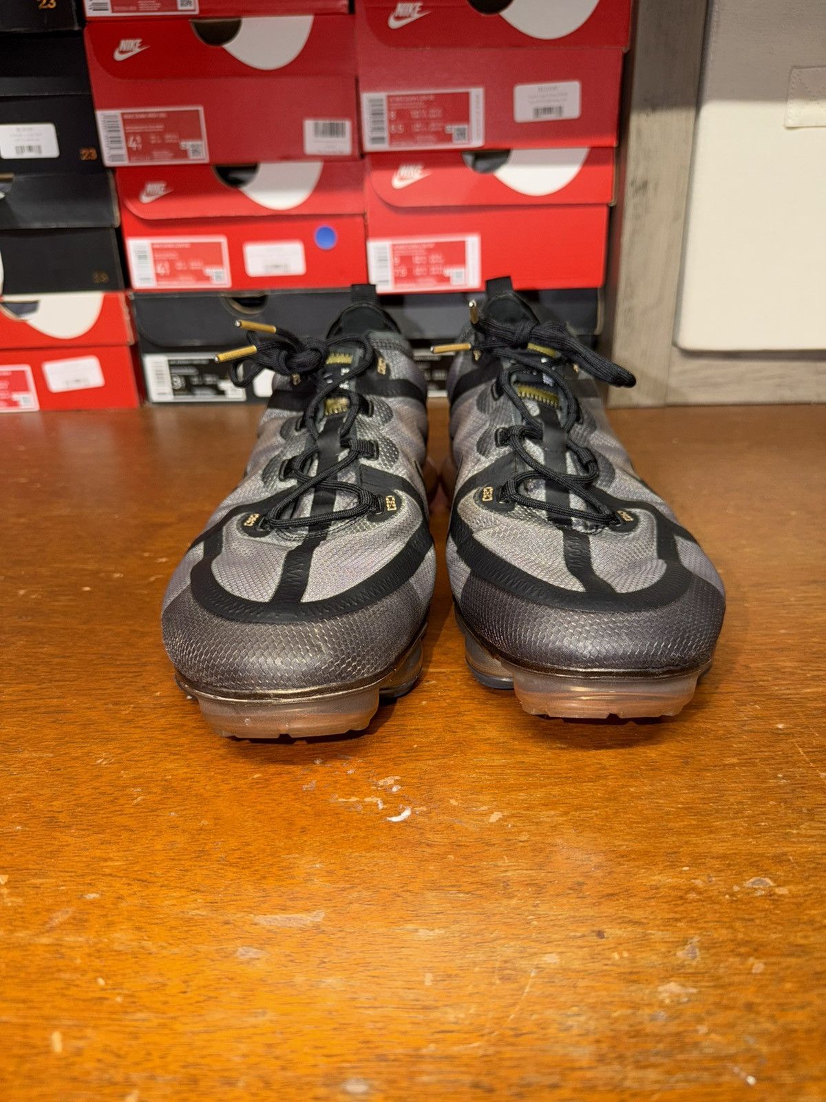 Nike Nike Air VaporMax 2019 Black Gold size 14 Size US 14 / EU 47 - 7 Thumbnail