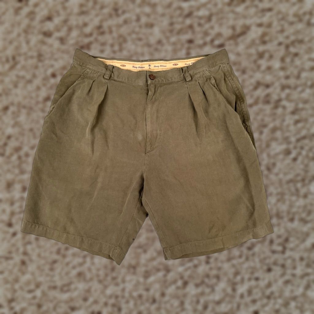 Tommy Bahama Tommy Bahama Shorts Men 35 Brown Pleated 100% Silk Herringbone Chino Cargo 33x9 Size US 35 - 1 Thumbnail