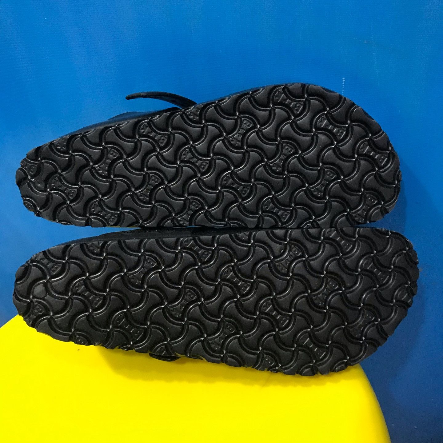 Birkenstock Birkenstock Gizeh eva Black One Strap Made in Germany Size US 9 / EU 42 - 6 Thumbnail