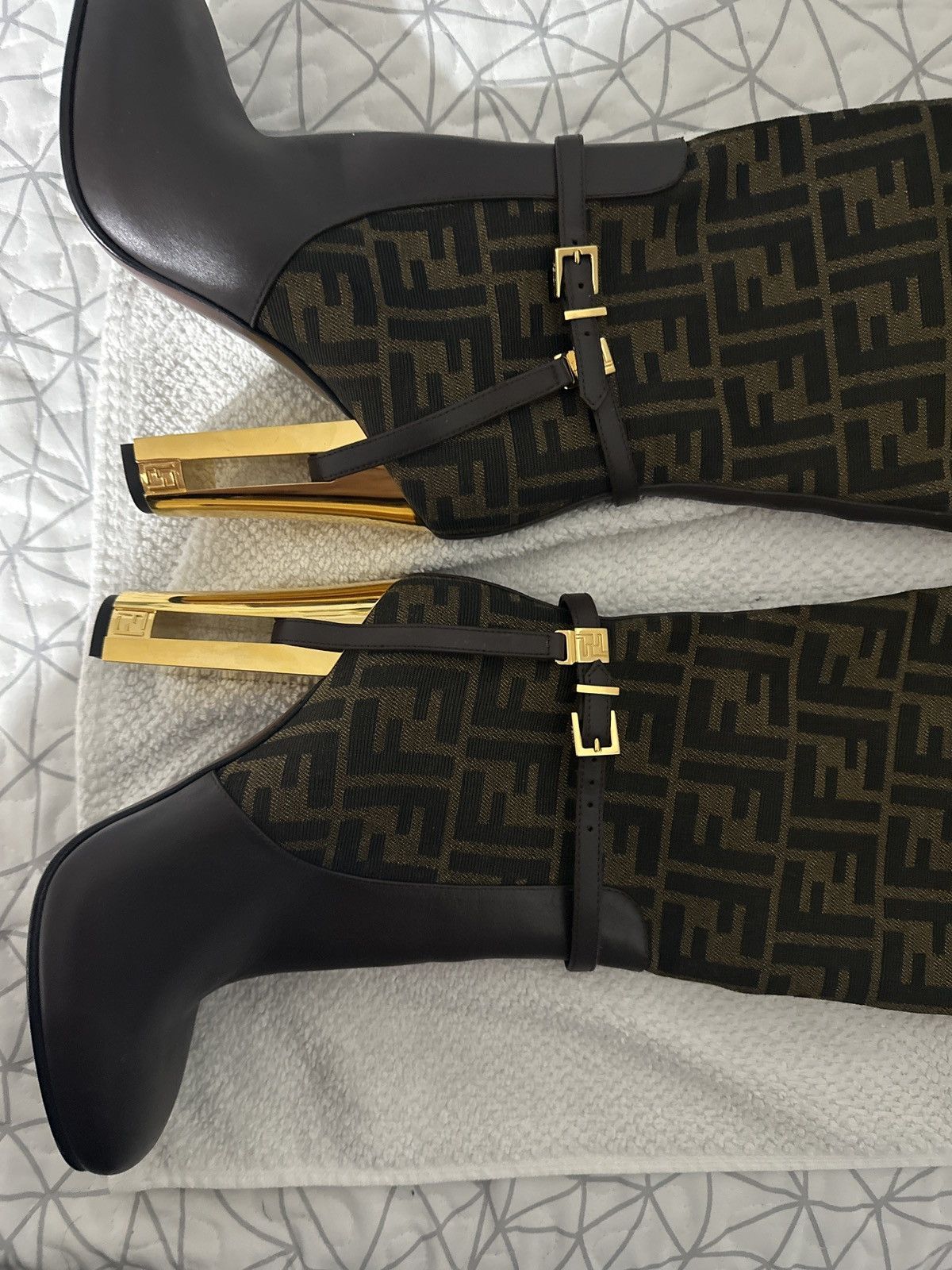 Fendi Delfina Size US 6.5 / IT 36.5 - 13 Thumbnail