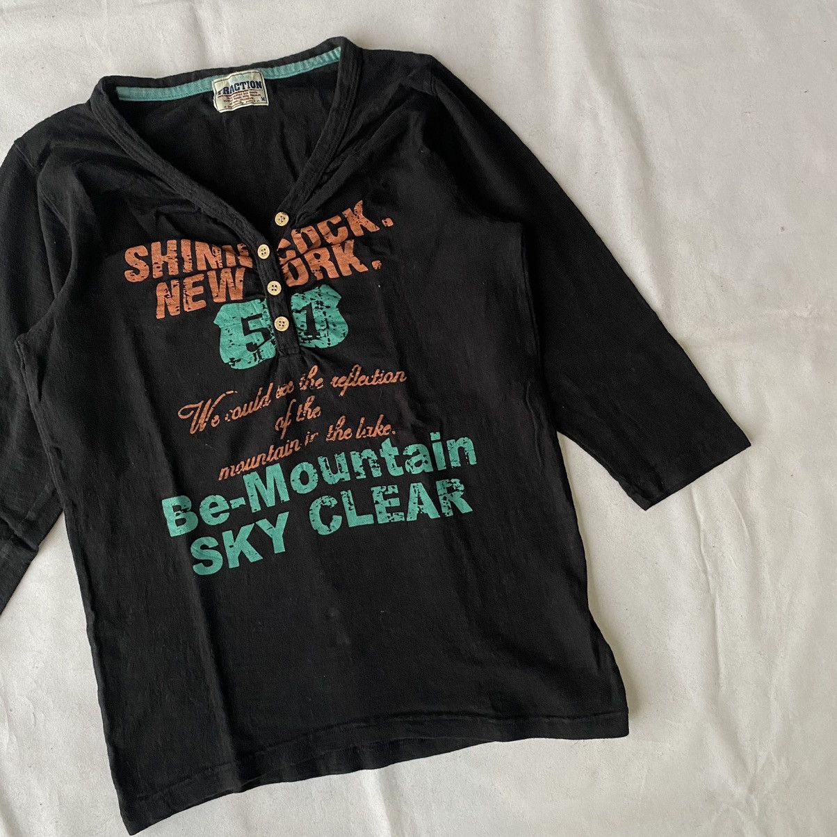 If Six Was Nine × Japanese Brand Y2K New York Trekker Be Mountain Retro Adventure Henley Tees Size US M / EU 48-50 / 2 - 4 Thumbnail