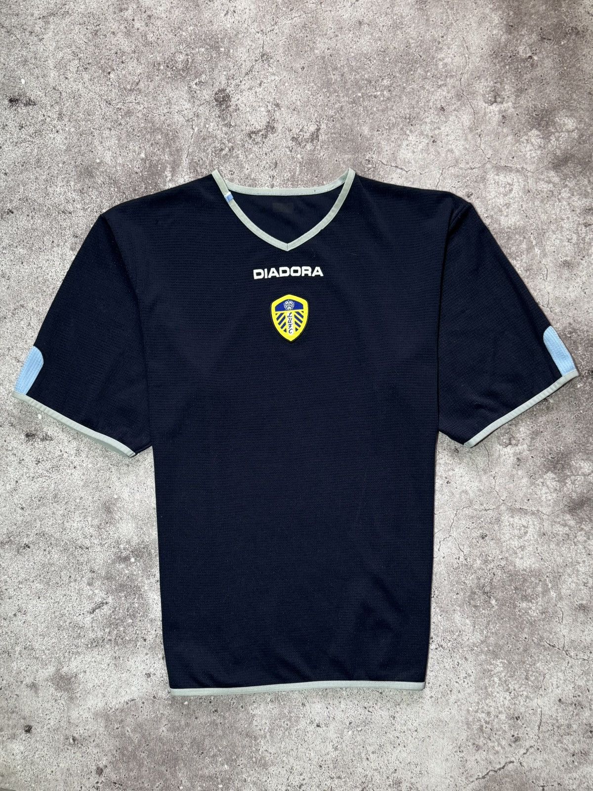 Diadora × Vintage Leeds United Diadora vintage Football Shirt Soccer Jersey Size US XL / EU 56 / 4 - 1 Thumbnail