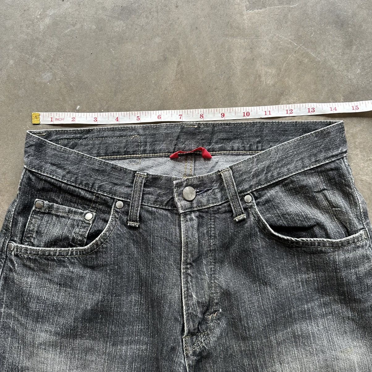 Edwin × Jean × Vintage Vintage Black Edwin Faded Distressed Denim Jean Pant W28 Size US 28 / EU 44 - 8 Thumbnail